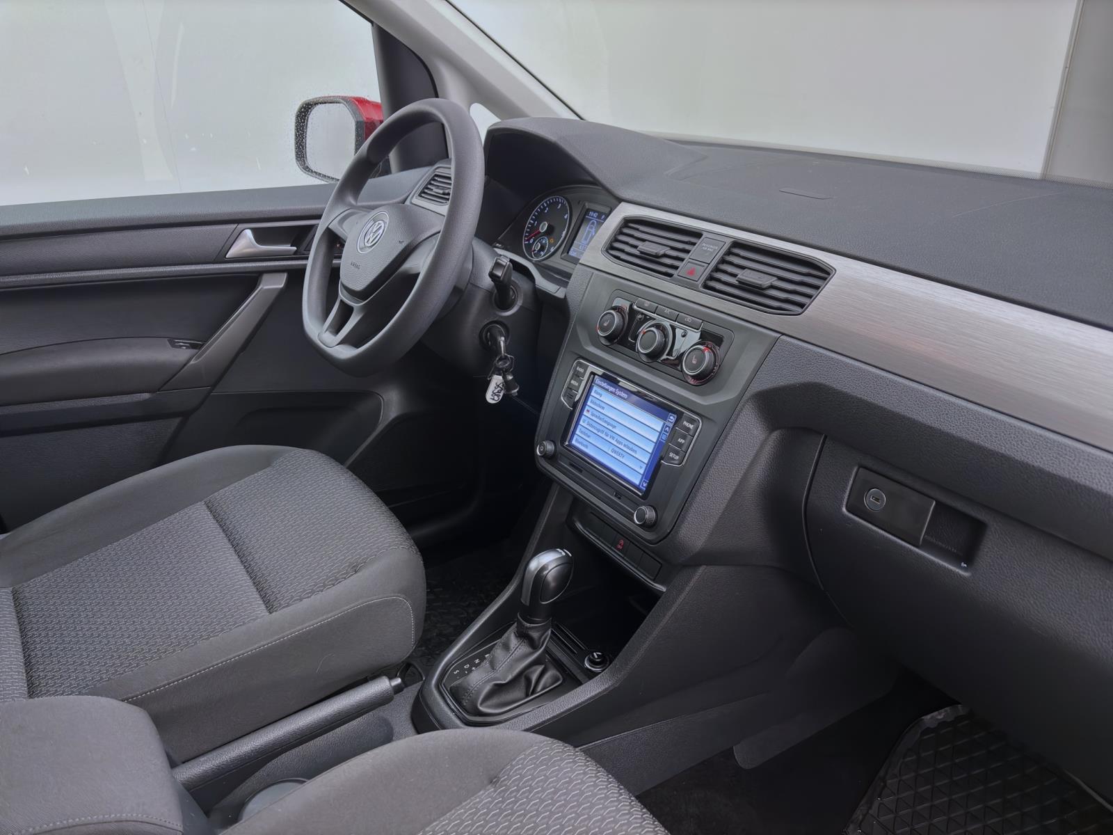 Volkswagen Caddy 2.0 TDI DSG AHK KLIMA PDC SITZHZG