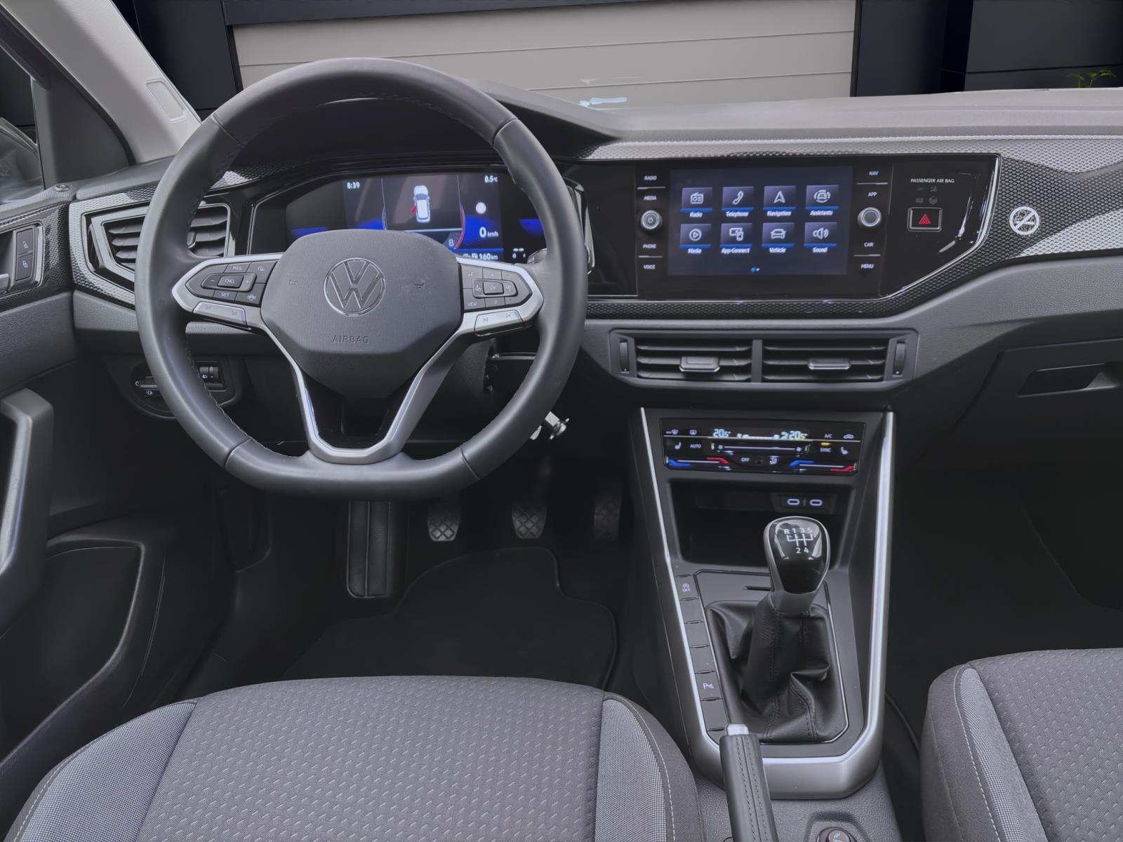 Volkswagen Taigo 1.0 TSI LIFE NAVI PDC LED SITZHZG