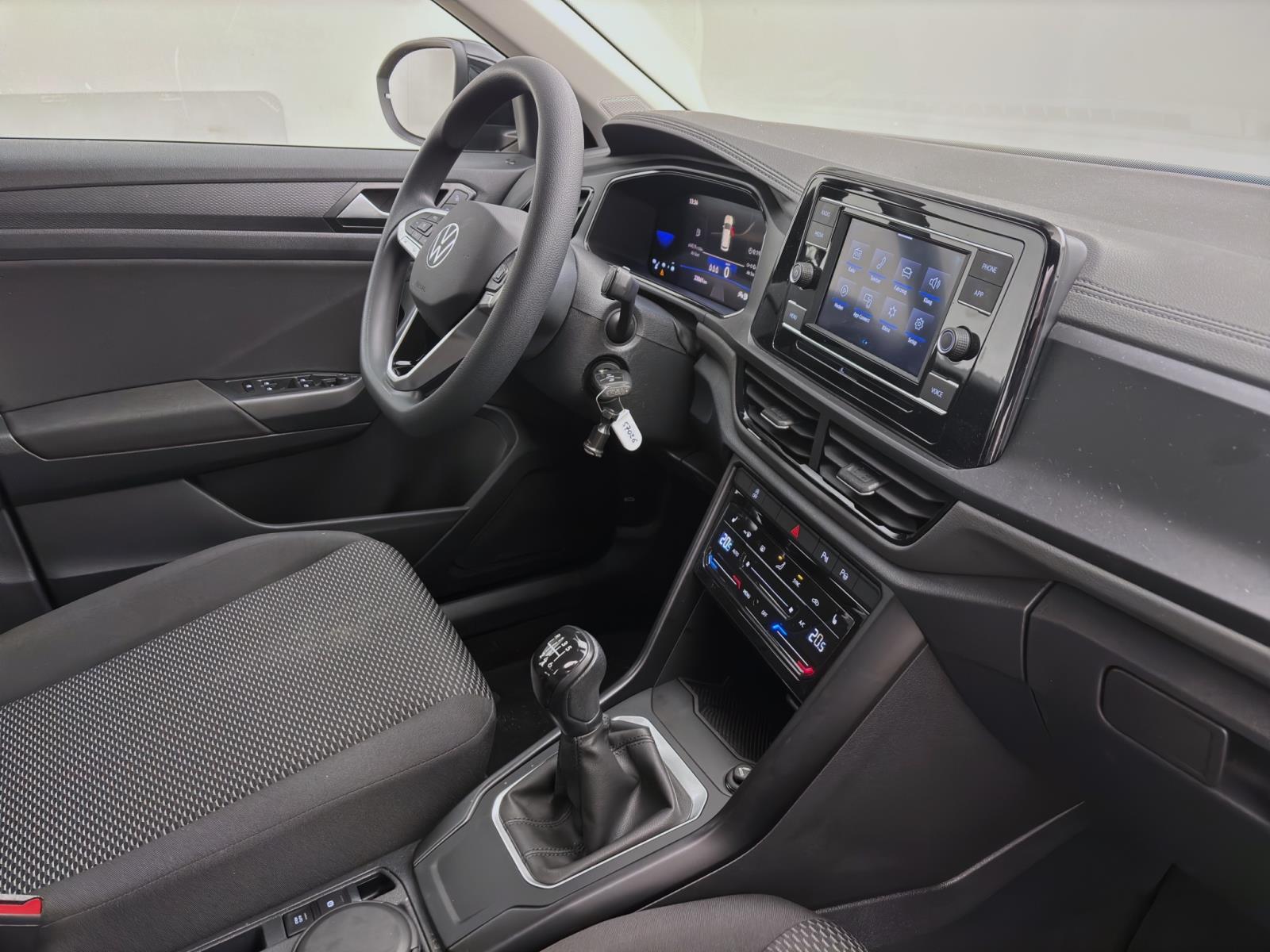 Volkswagen T-Roc 1.0 TSI ACC PDC LED SITZHZG APPCONNECT