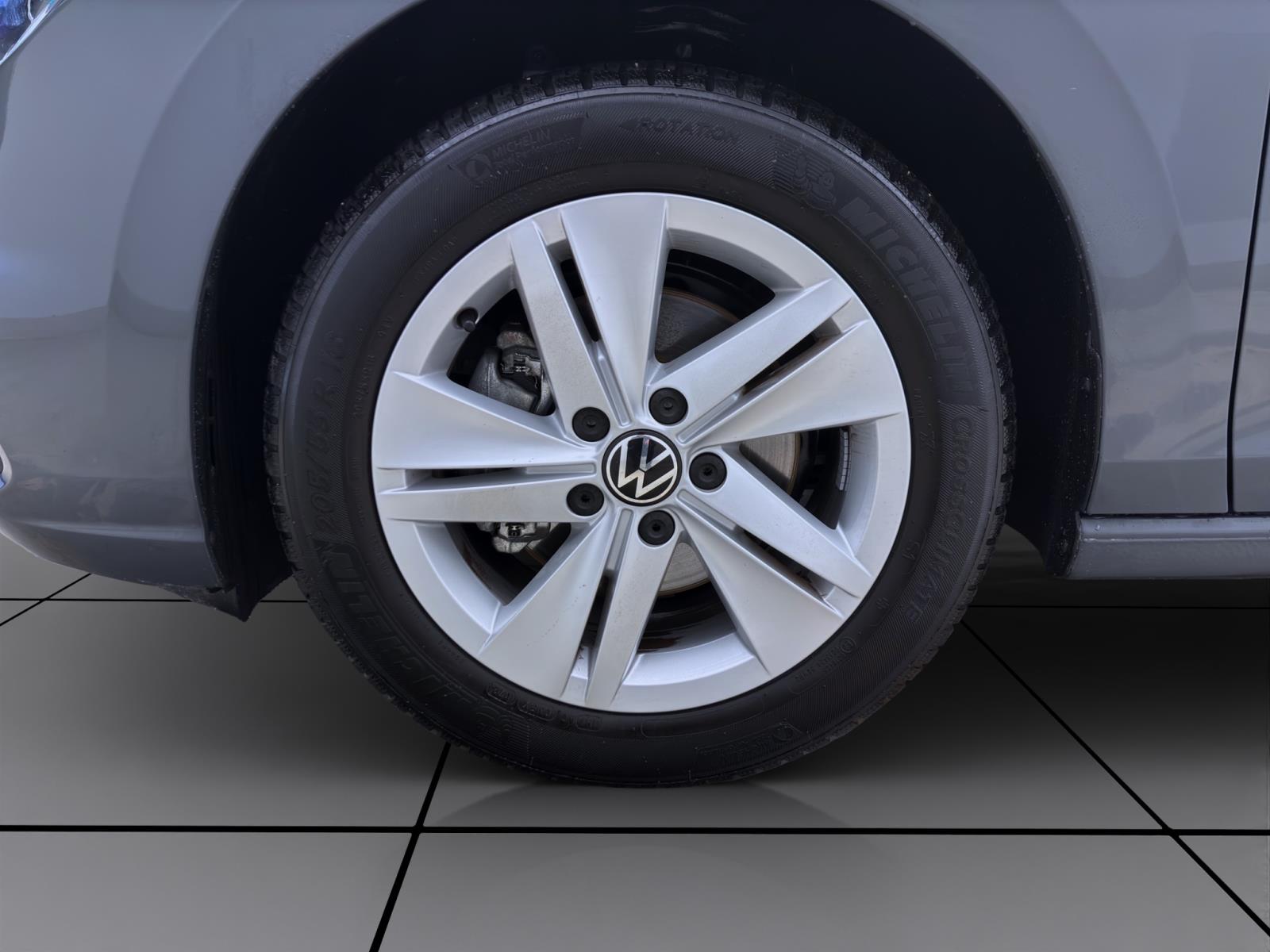 Volkswagen Golf Variant 1.0 TSI LIFE NAVI PDC LED SITZHZG