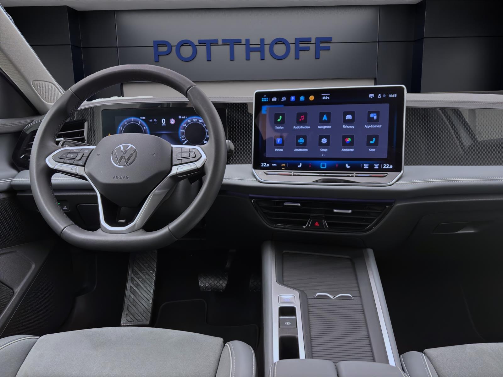 Volkswagen Passat Variant 1.5 eTSI DSG BUSINESS AHK NAVI ACC KAMERA LED