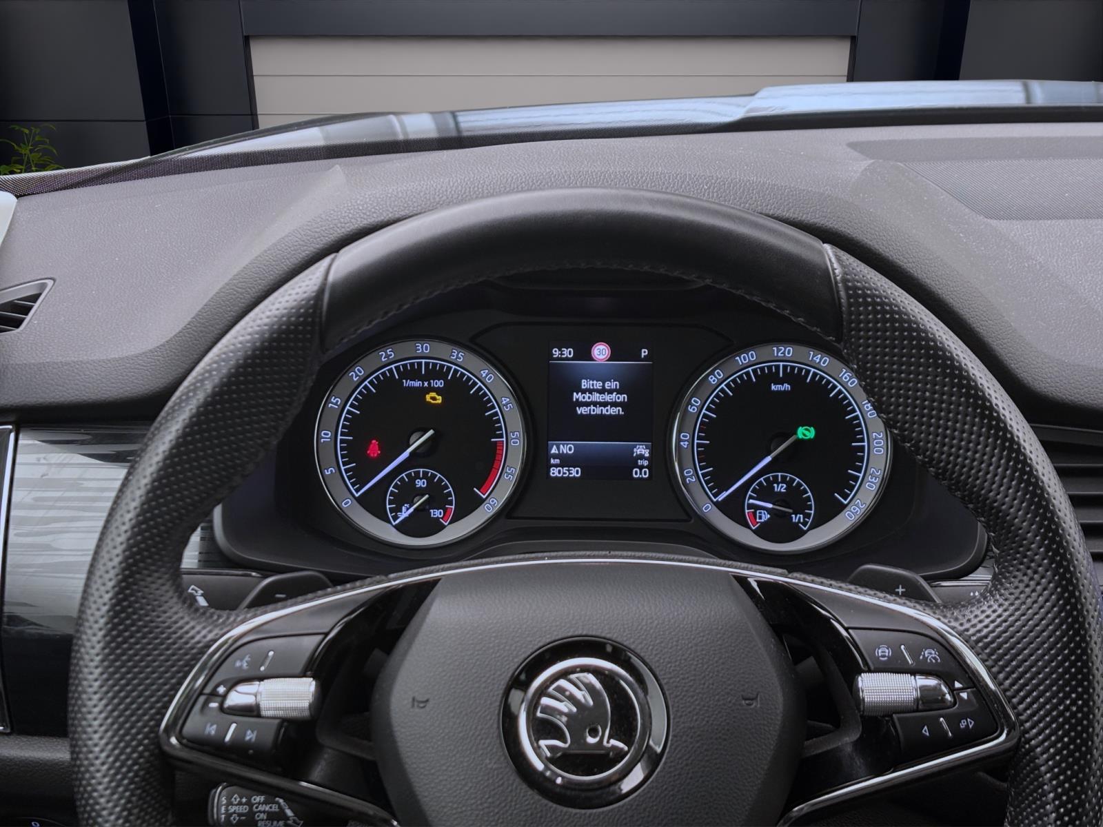 Skoda Kodiaq 2.0 TDI DSG DRIVE 125 STANDHZG AHK NAVI ACC