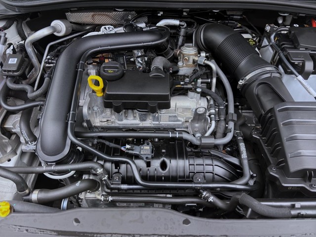 Bild 16: Volkswagen Polo 1.0 TSI DSG R-LINE IQ.LIGHT KAMERA ACC SITZHZG