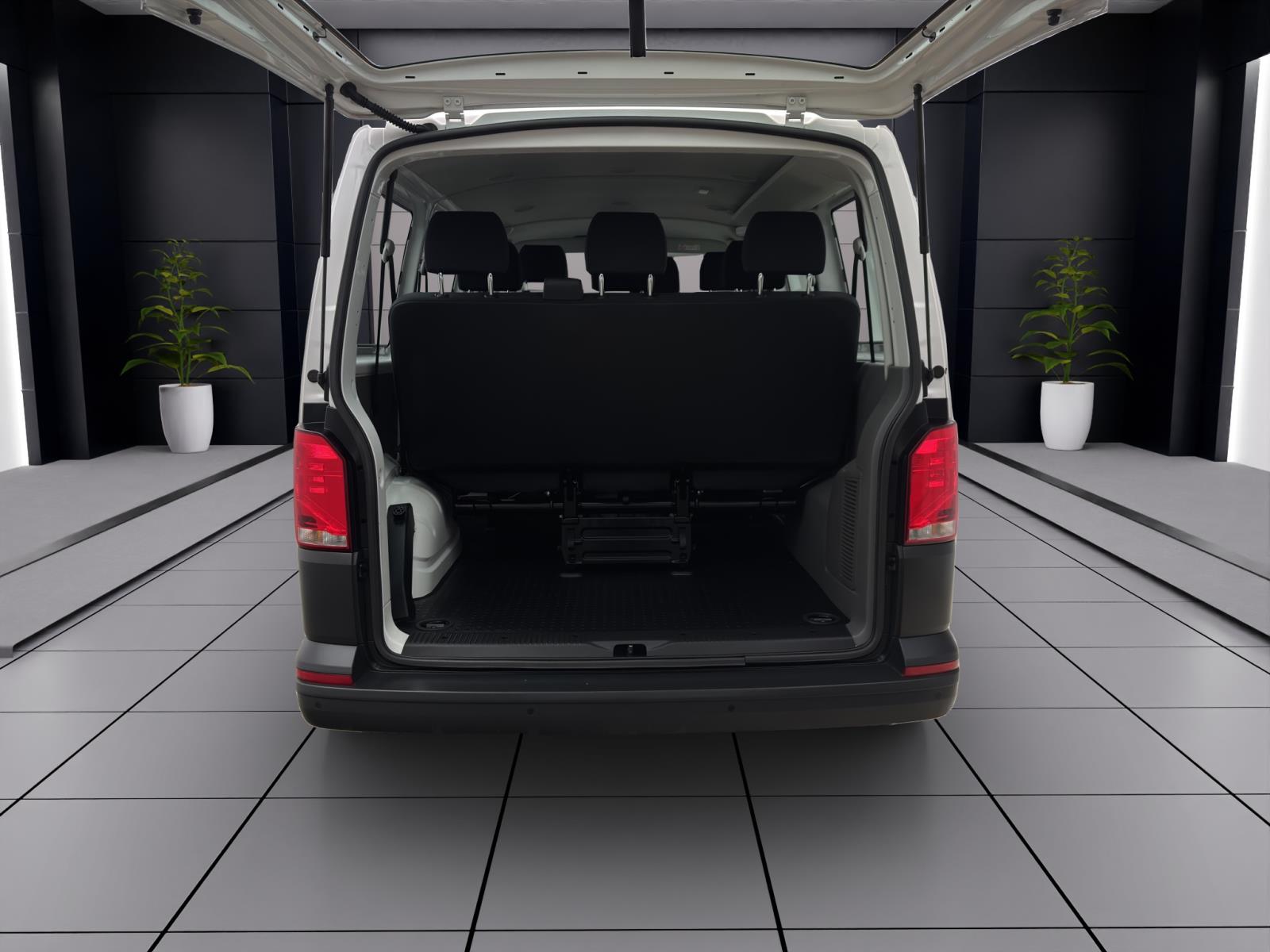Volkswagen T6.1 Transporter Kombi 2.0 TDI 9-SITZER KLIMA PDC NAVI