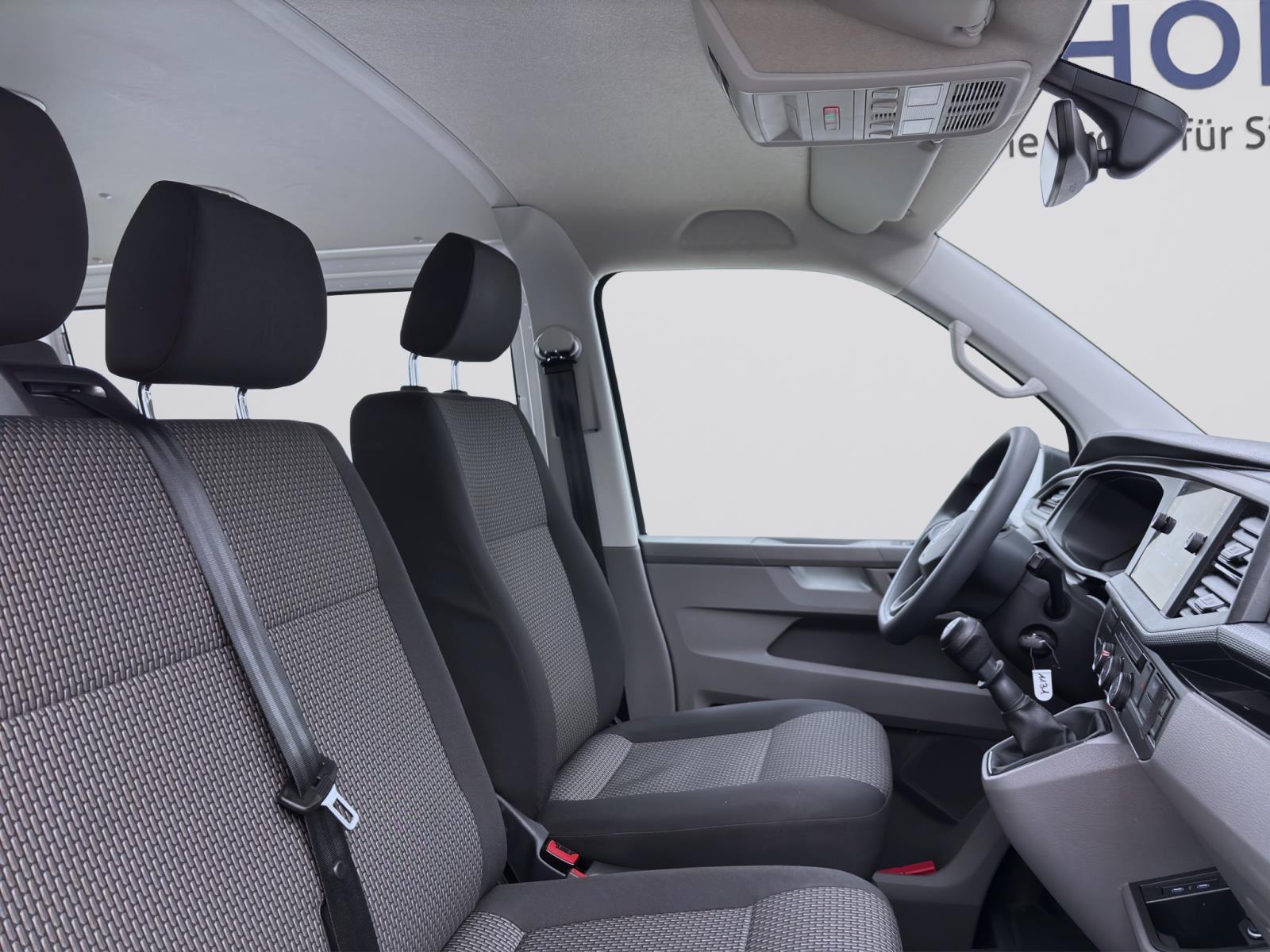 Volkswagen T6.1 Transporter Kombi 2.0 TDI 9-SITZER KLIMA PDC NAVI
