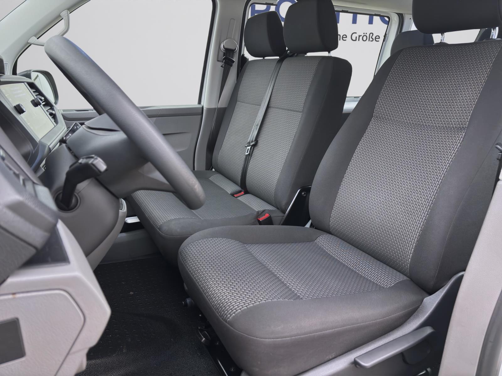 Volkswagen T6.1 Transporter Kombi 2.0 TDI 9-SITZER NAVI KLIMAPDC