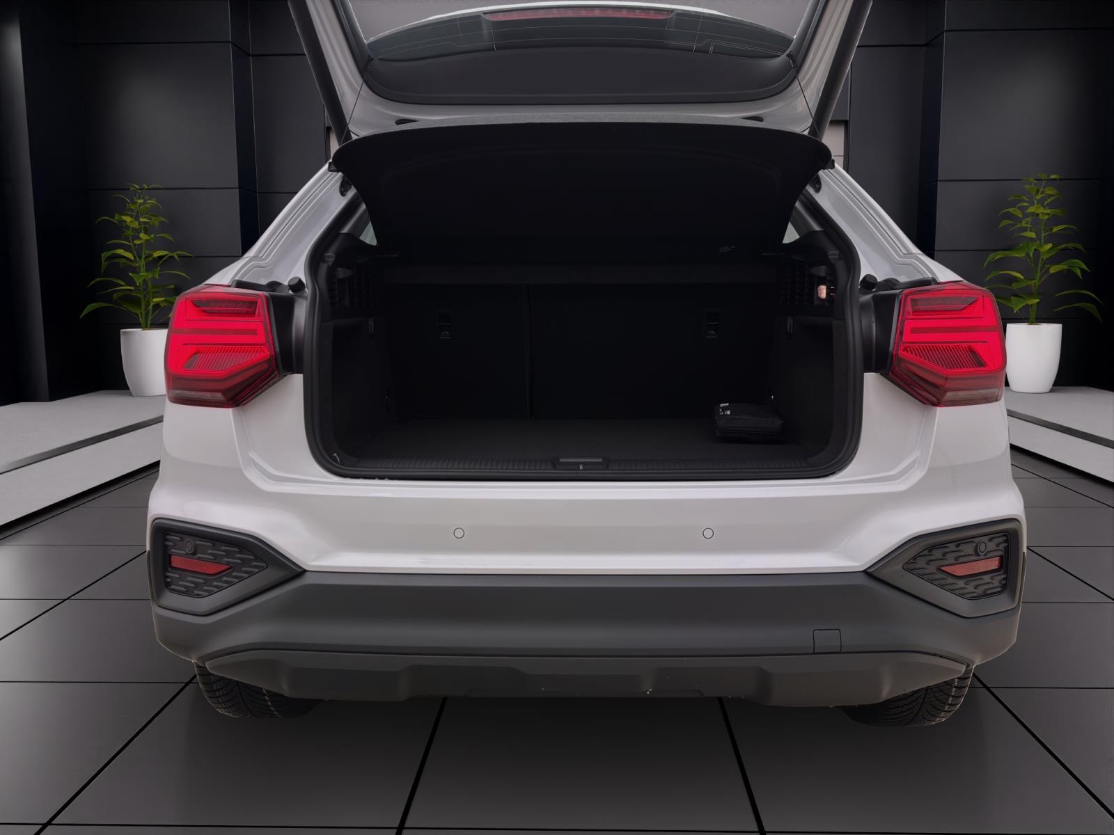 Audi Q2 30 TDI AHK MATRIX KAMERA NAVI PDC