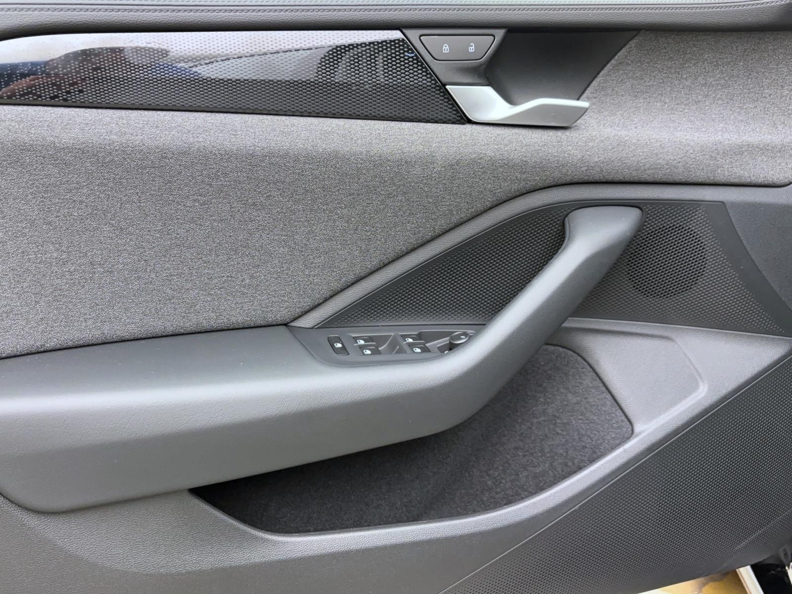 Volkswagen Passat Variant 1.5 eTSI DSG AHK ACC KAMERA LED