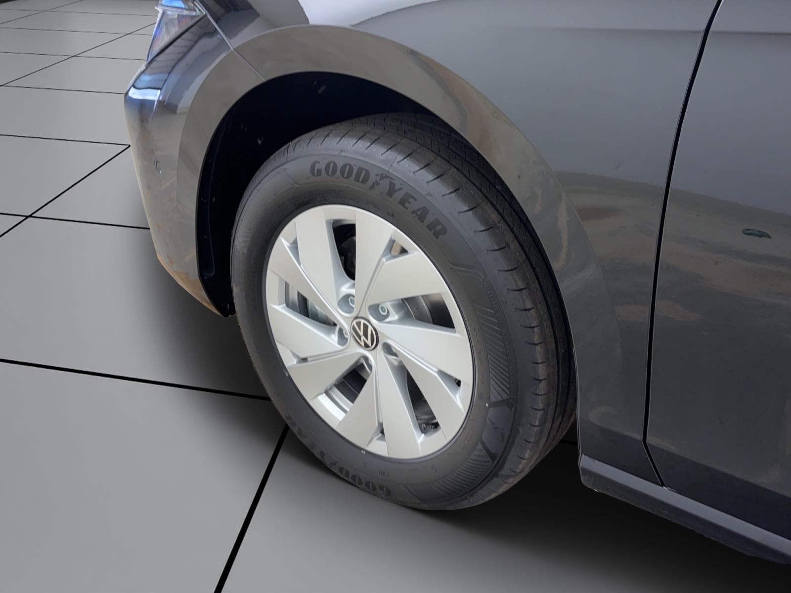 Volkswagen Passat Variant 1.5 eTSI DSG AHK ACC KAMERA LED