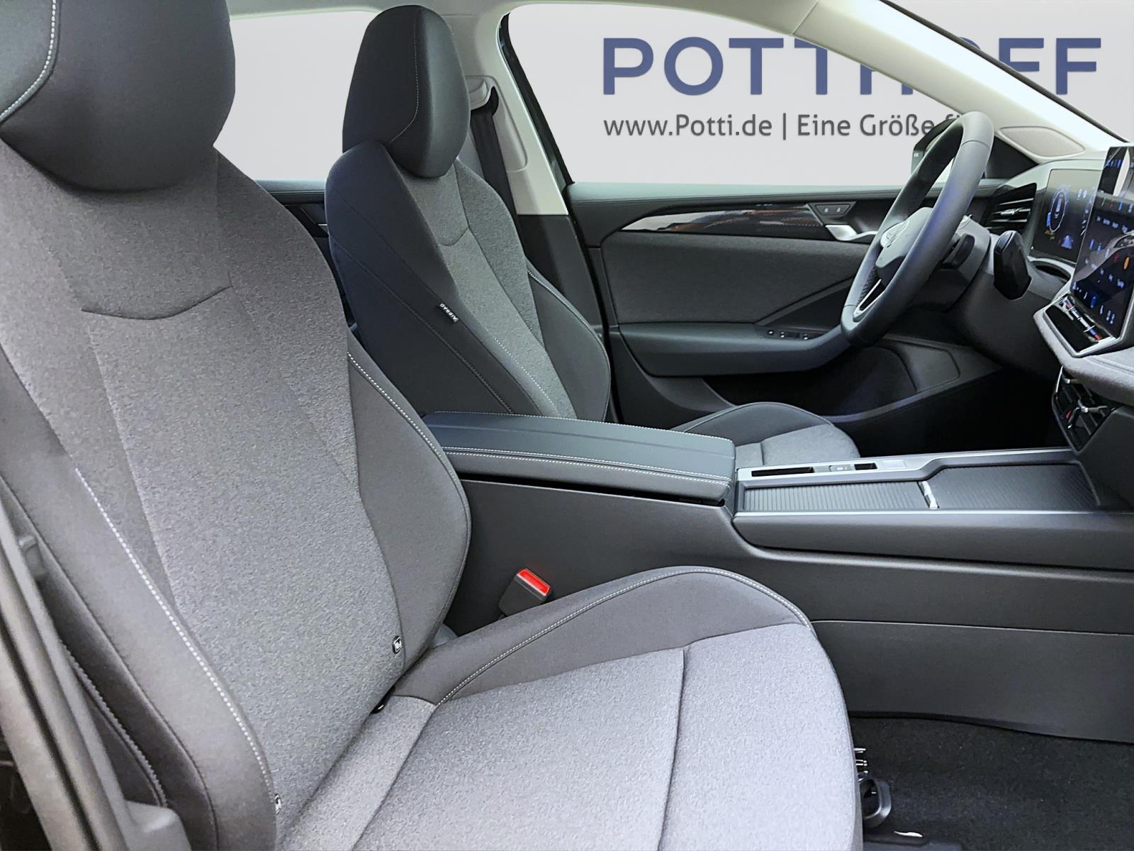 Volkswagen Passat Variant 1.5 eTSI DSG AHK ACC KAMERA LED
