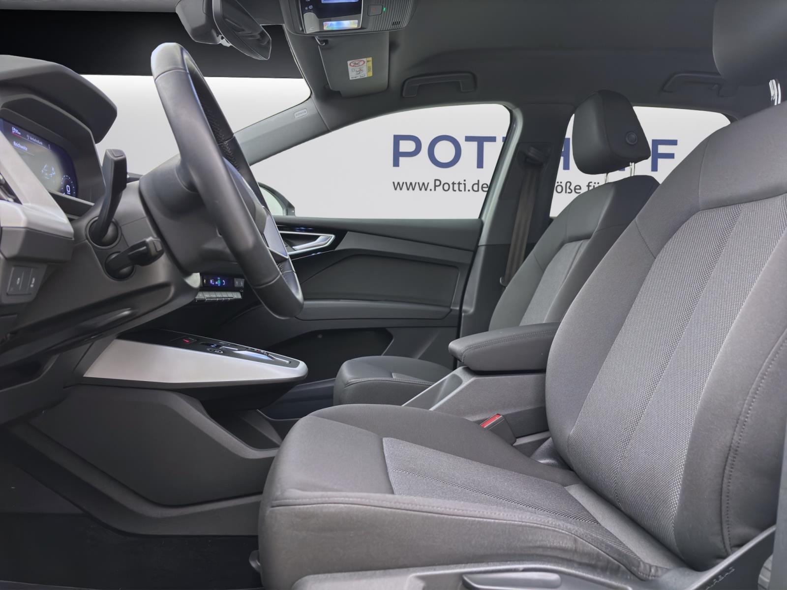 Audi Q4 e-tron 35 D.COCKPIT DAB+ PDC LED LM19