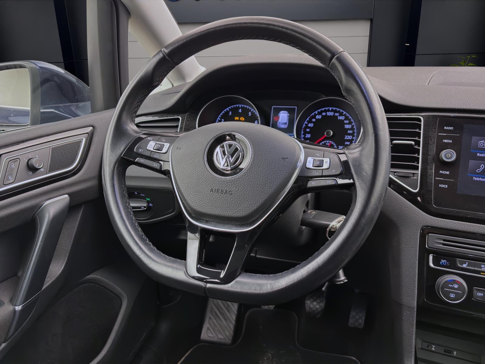 Volkswagen Golf Sportsvan 1.5 TSI HIGHLINE NAVI ACC PDC LED