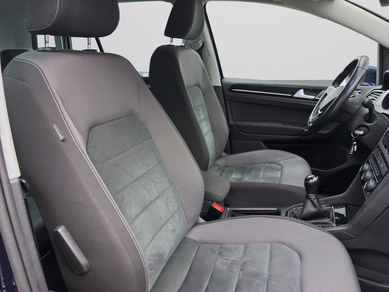Volkswagen Golf Sportsvan 1.5 TSI HIGHLINE NAVI ACC PDC LED