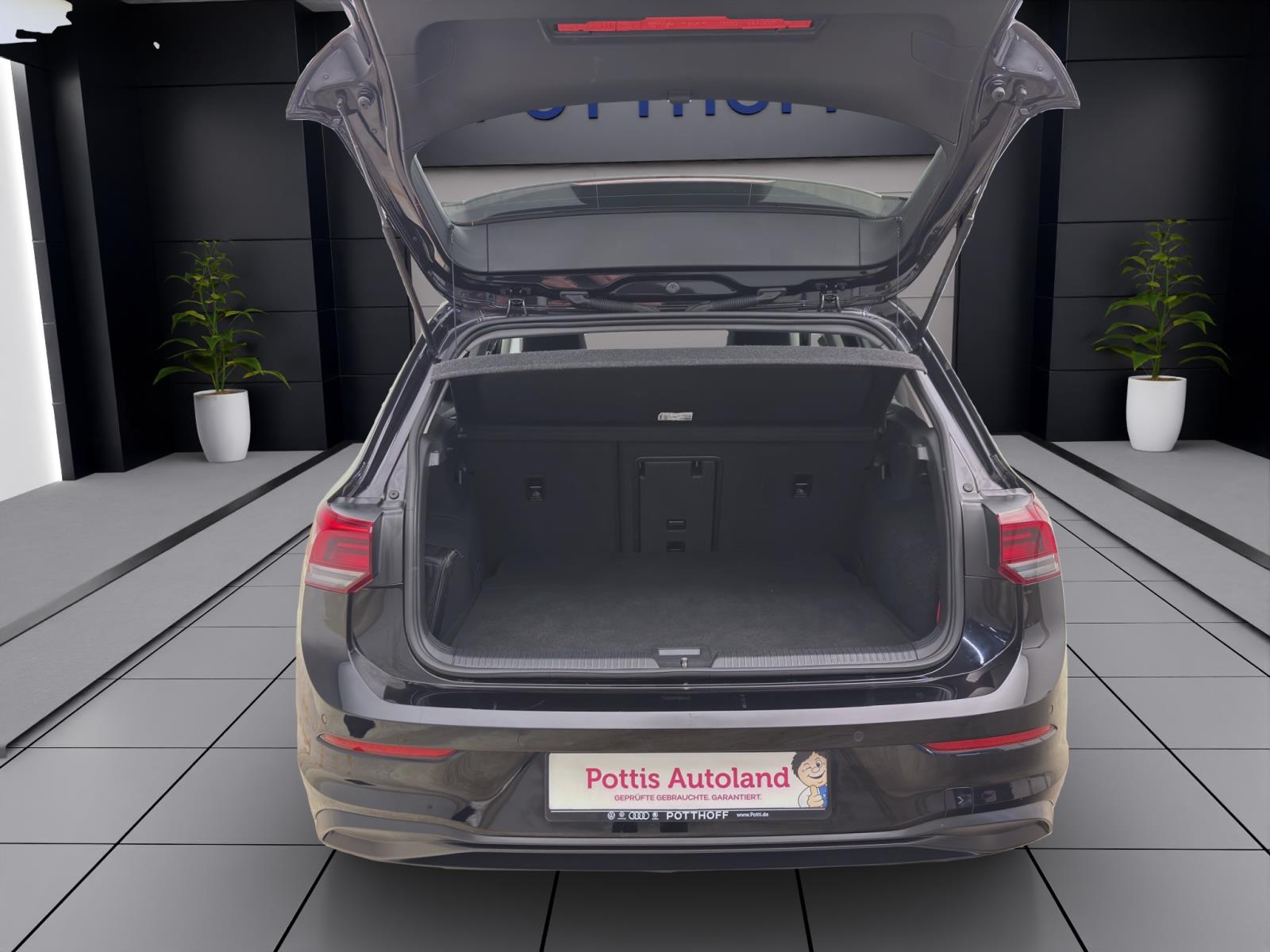Volkswagen Golf 1.5 TSI LIFE NAVI PRO ACC LM16 SITZHZG