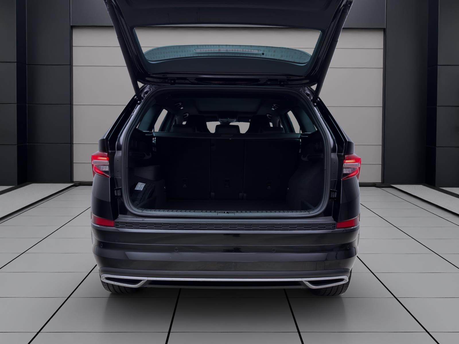 Skoda Kodiaq 2.0 TDI DSG 4x4 SPORTLINE NAVI PDC VIRTUAL PANO