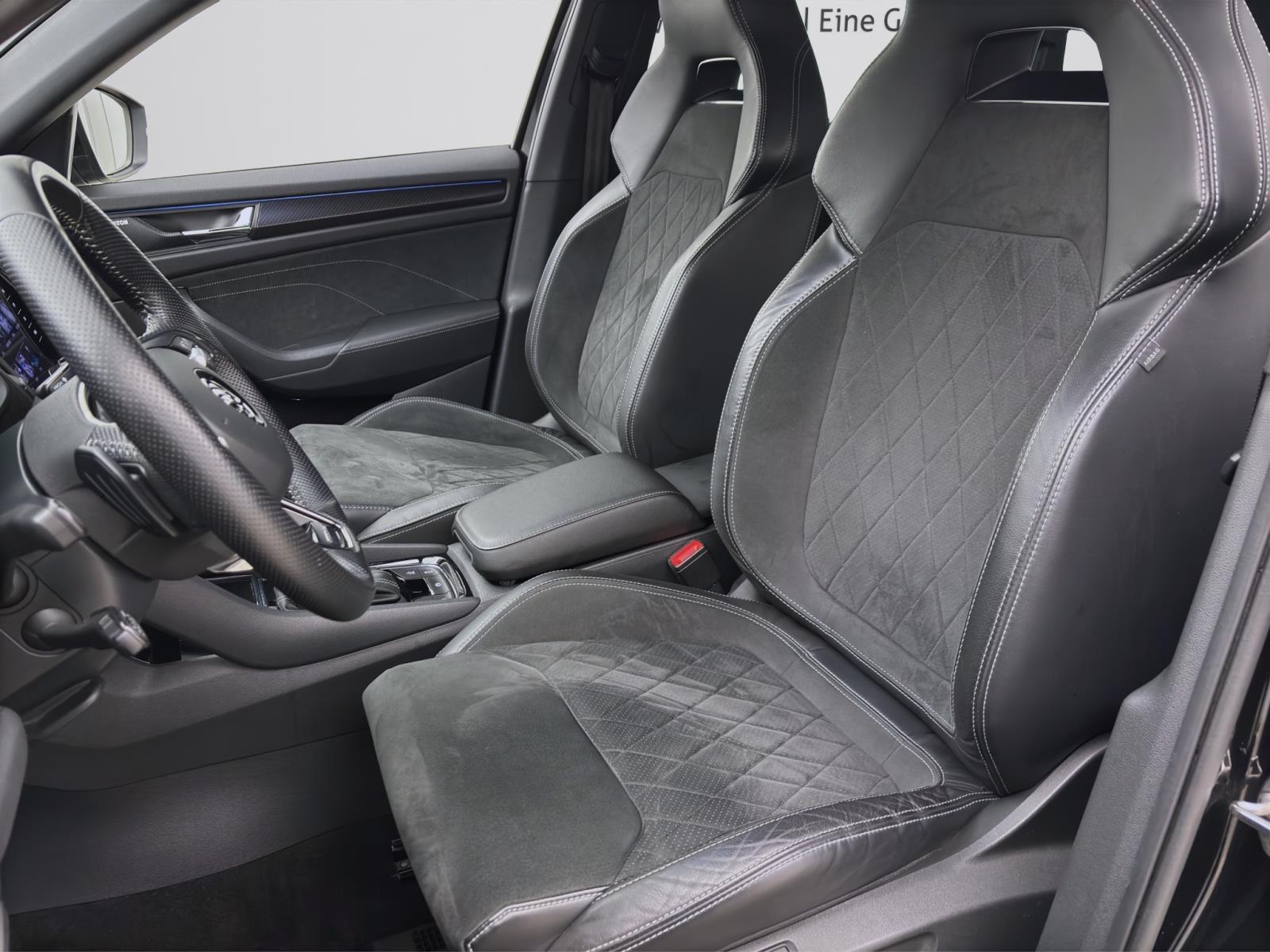 Skoda Kodiaq 2.0 TDI DSG 4x4 SPORTLINE NAVI PDC VIRTUAL PANO