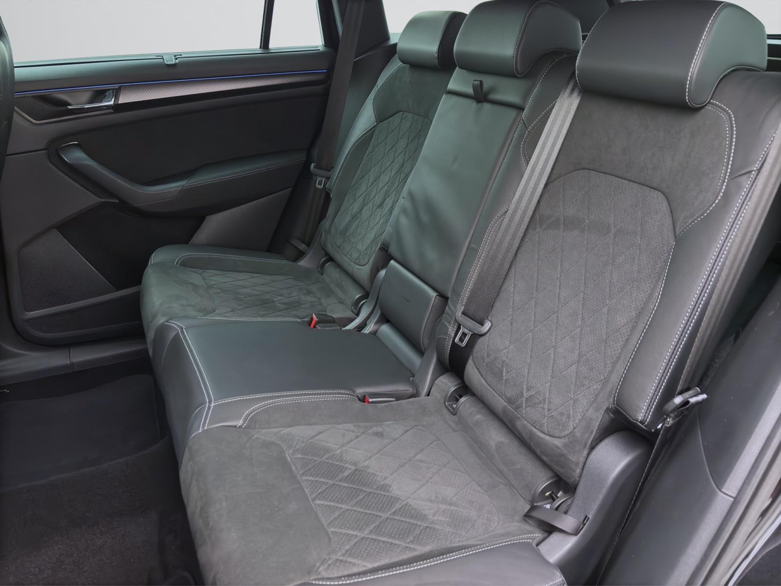 Skoda Kodiaq 2.0 TDI DSG 4x4 SPORTLINE NAVI PDC VIRTUAL PANO
