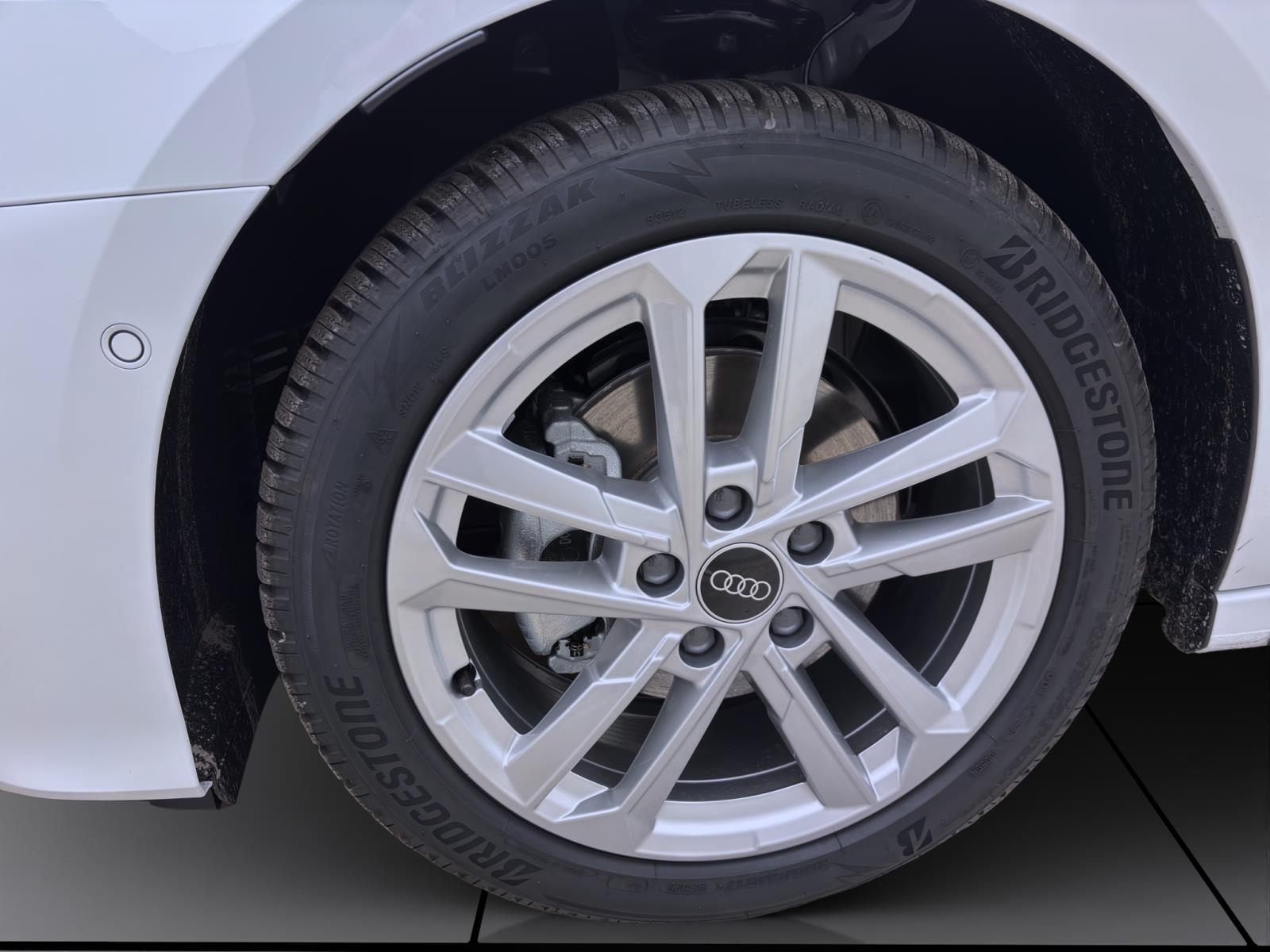 Audi A3 Limousine 30 TFSI S LINE SPORTSITZE VIRTUAL LM18 AHK
