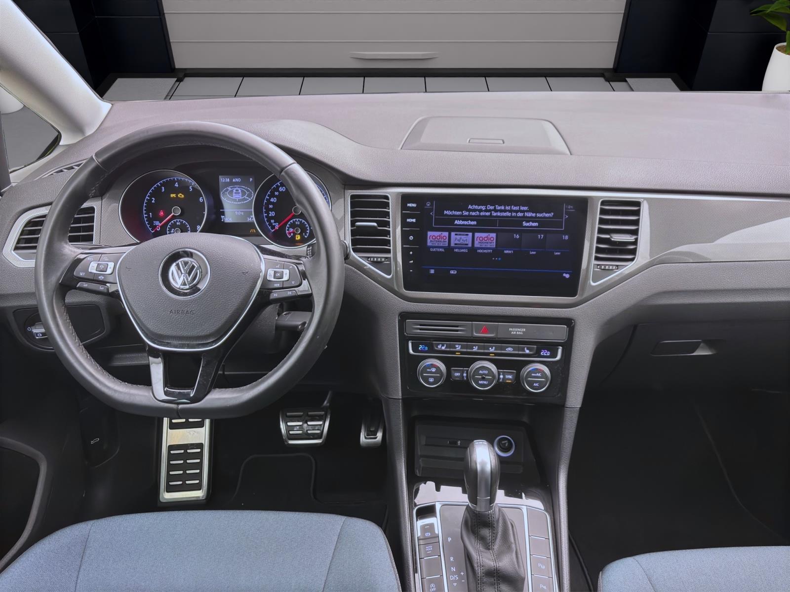 Volkswagen Golf Sportsvan 1.0 TSI DSG IQ.DRIVE ACC AHK NAVI PDC