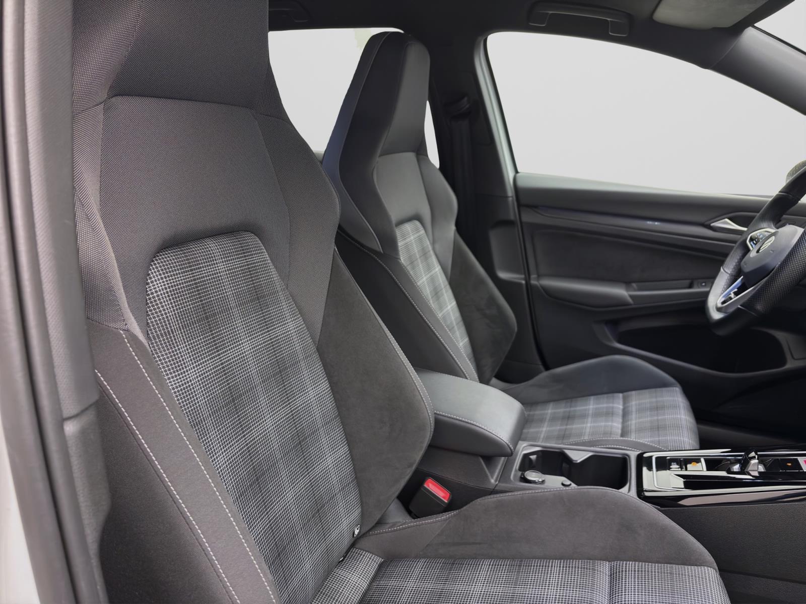 Volkswagen Golf GTD PARKLENK HARMAN HuD ACC NAVI