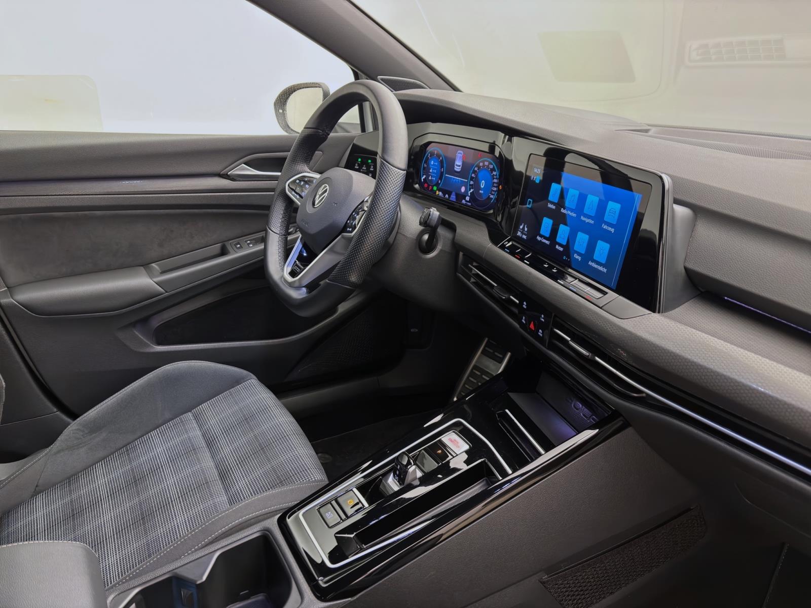 Volkswagen Golf GTD PARKLENK HARMAN HuD ACC NAVI