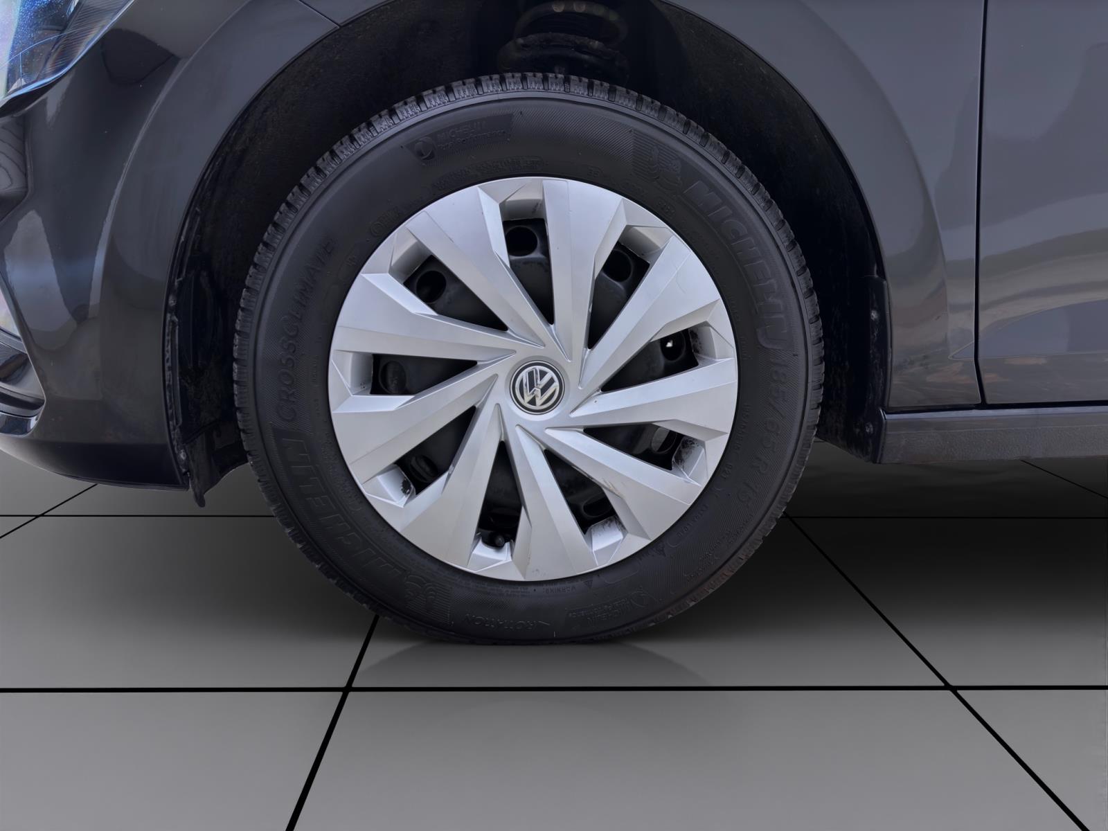 Volkswagen Polo 1.6 TDI COMFORTLINE NAVI ACC PDC