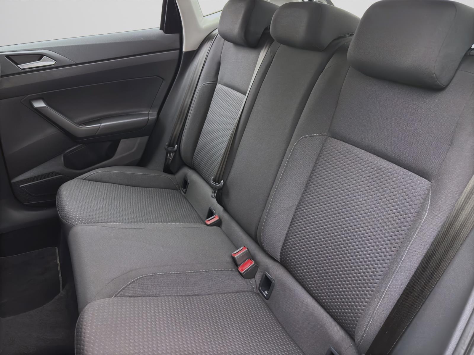 Volkswagen Polo 1.6 TDI COMFORTLINE NAVI ACC PDC
