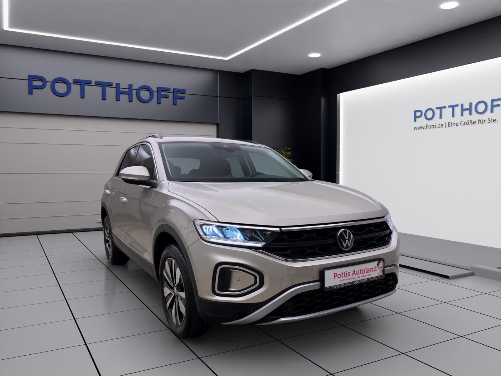 Volkswagen T-Roc 1.5 TSI DSG MOVE LED KAMERA D.COCKPIT CLIMATRONIC