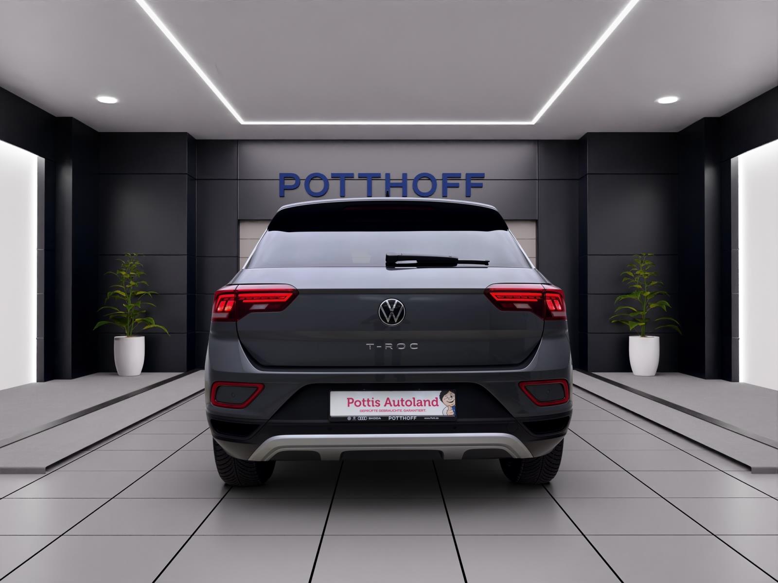 Volkswagen T-Roc 1.5 TSI DSG MOVE LED PDC D.COCKPIT NAVI