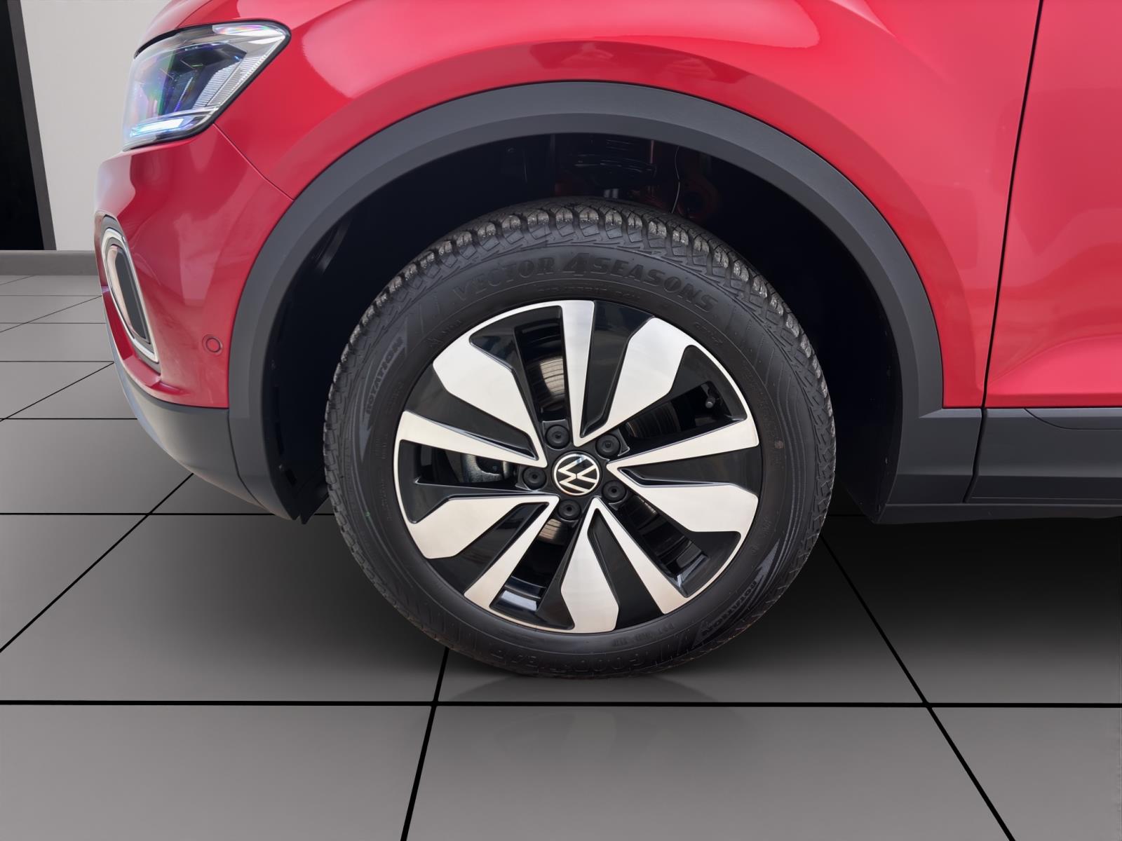 Volkswagen T-Roc 1.5 TSI DSG MOVE PDC LED KAMERA NAVI