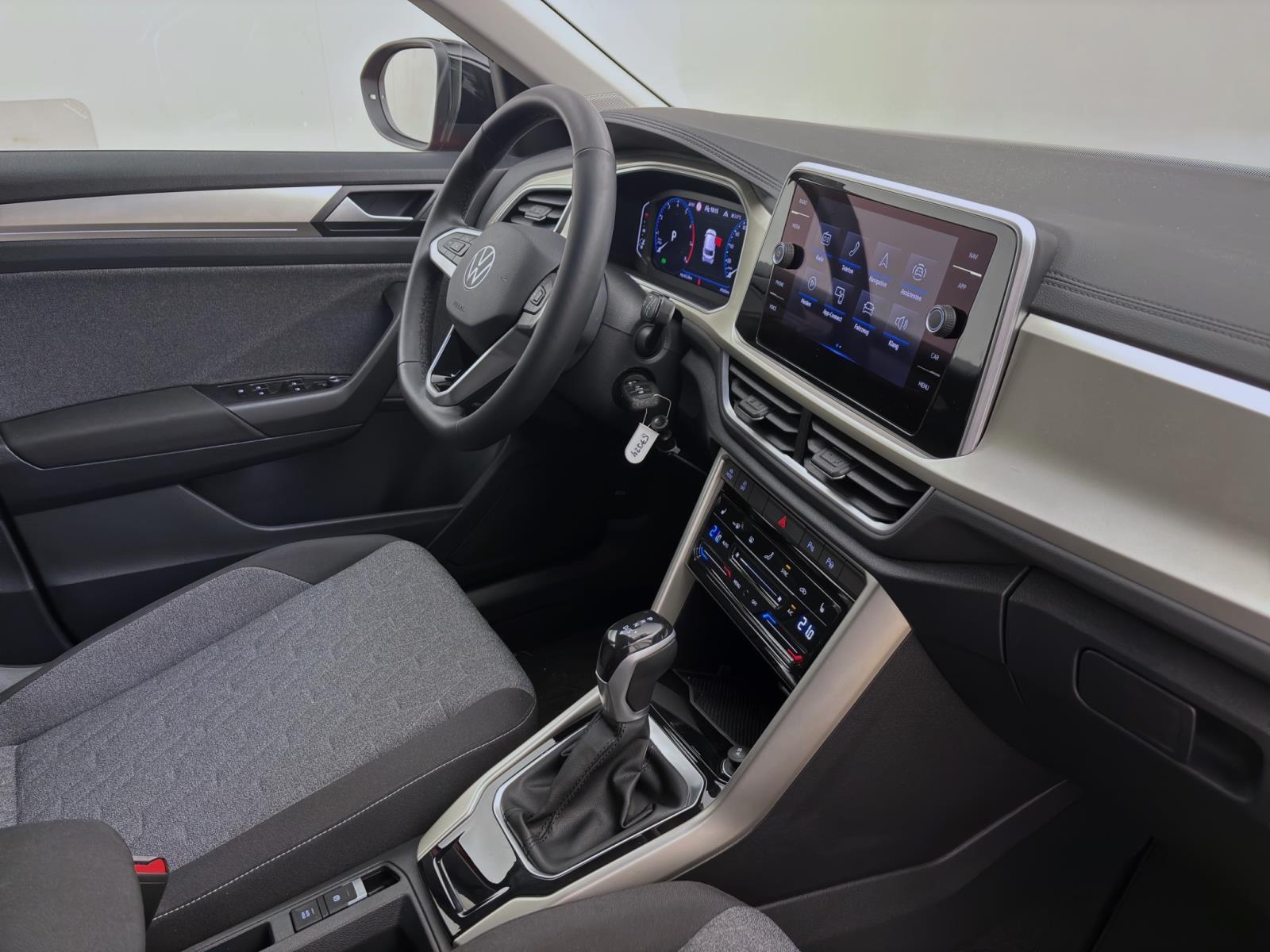 Volkswagen T-Roc 1.5 TSI DSG MOVE PDC LED KAMERA NAVI