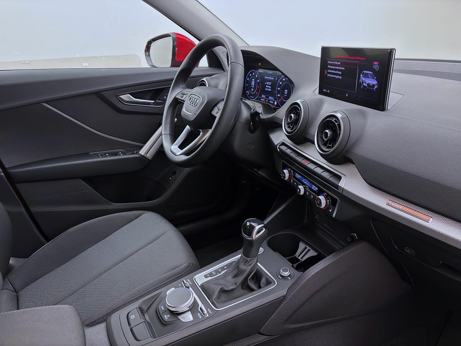 Audi Q2 35 TFSI S LINE AHK PDC NAVI VIRTUAL