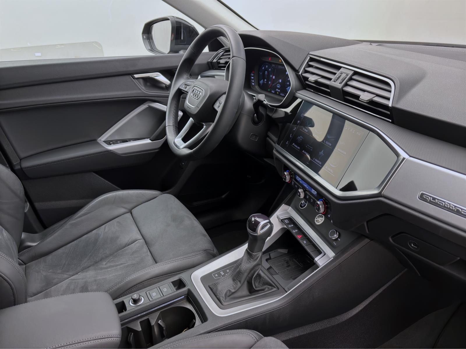 Audi Q3 Sportback 40 TDI Q S LINE AHK KAMERA VIRTUAL NAVI