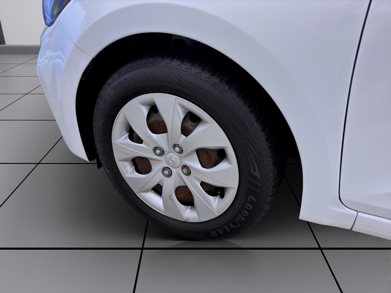 Hyundai i20 ADVANTAGE CLIMATRONIC eFENSTER