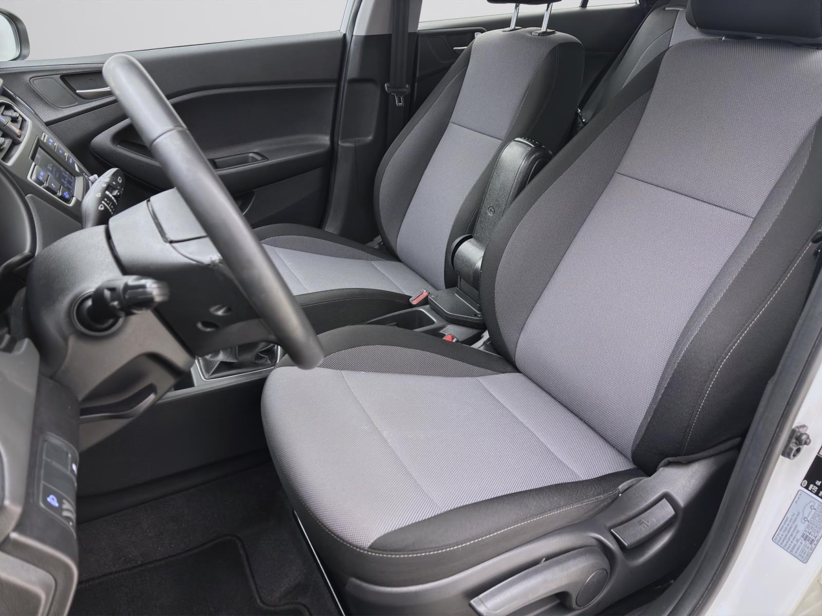 Hyundai i20 ADVANTAGE CLIMATRONIC eFENSTER