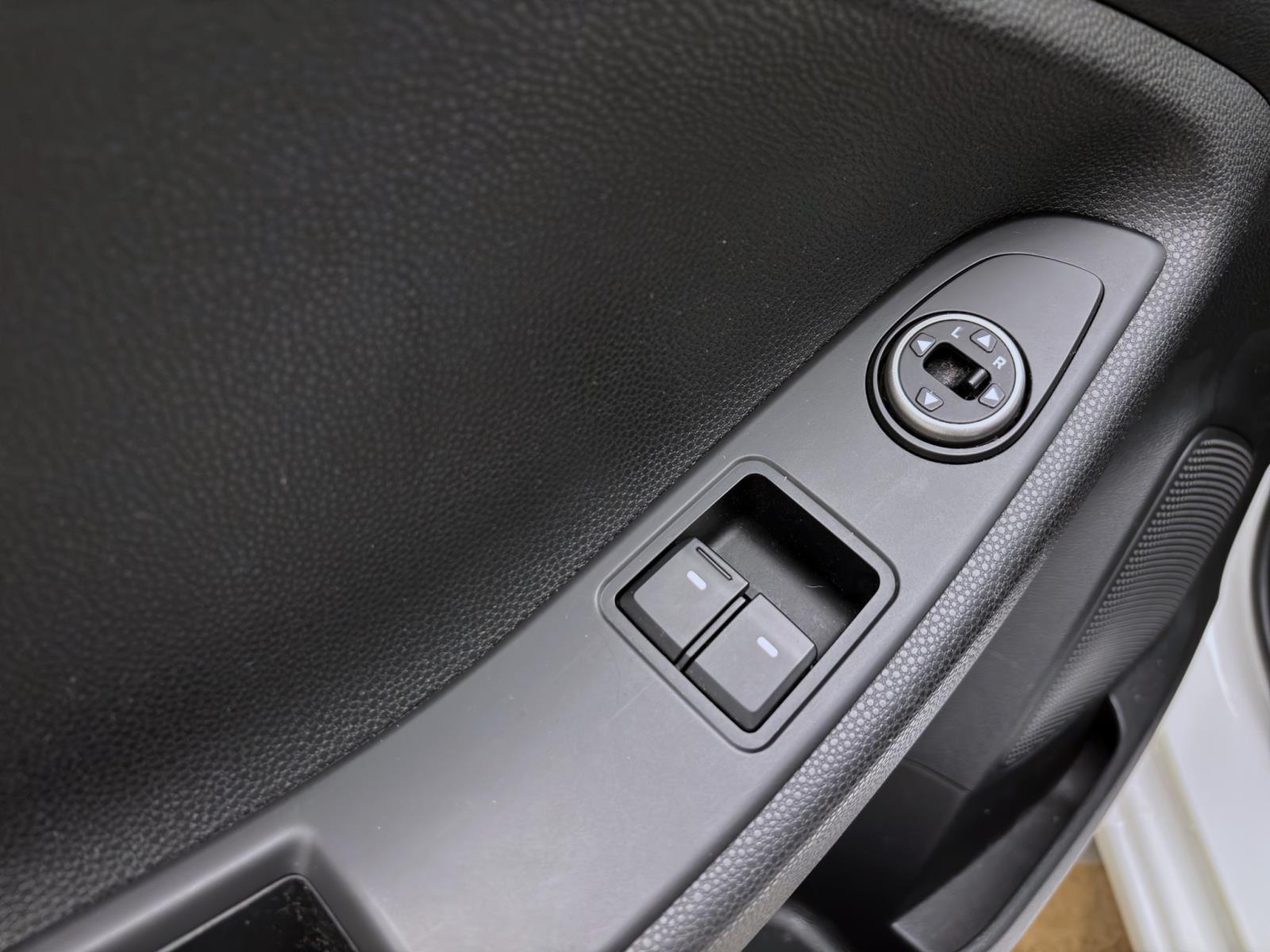 Hyundai i20 ADVANTAGE CLIMATRONIC eFENSTER