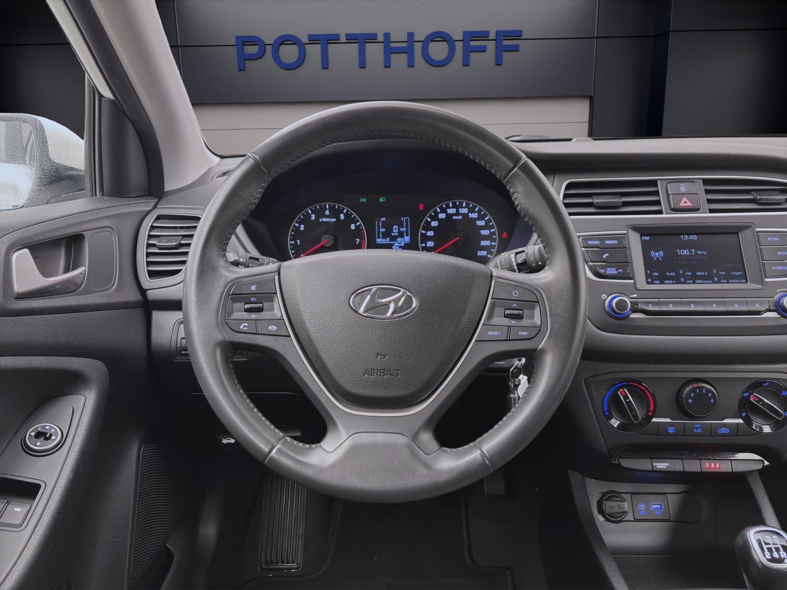 Hyundai i20 ADVANTAGE CLIMATRONIC eFENSTER