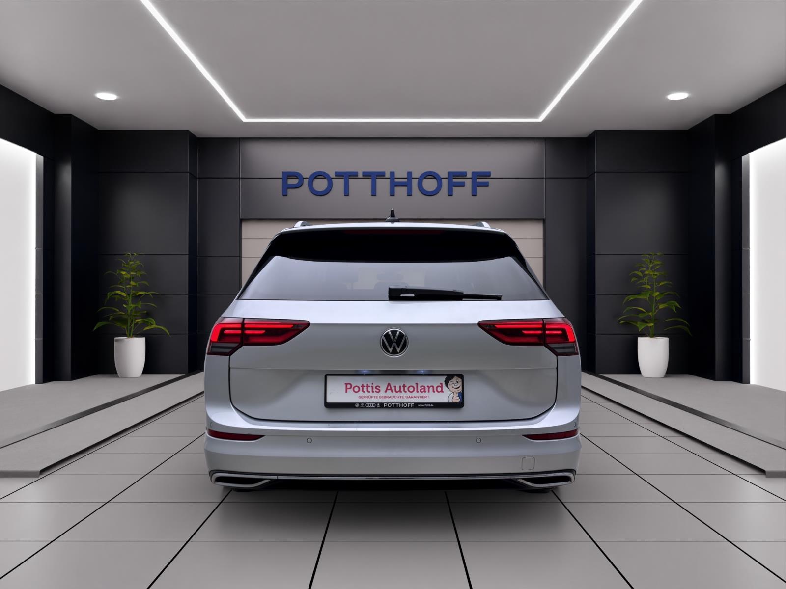Volkswagen Golf Variant 1.0 TSI MOVE PDC LED SITZHZG D.COCKPIT
