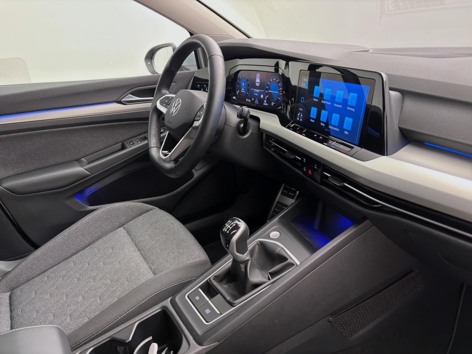 Volkswagen Golf Variant 1.0 TSI MOVE PDC LED SITZHZG D.COCKPIT