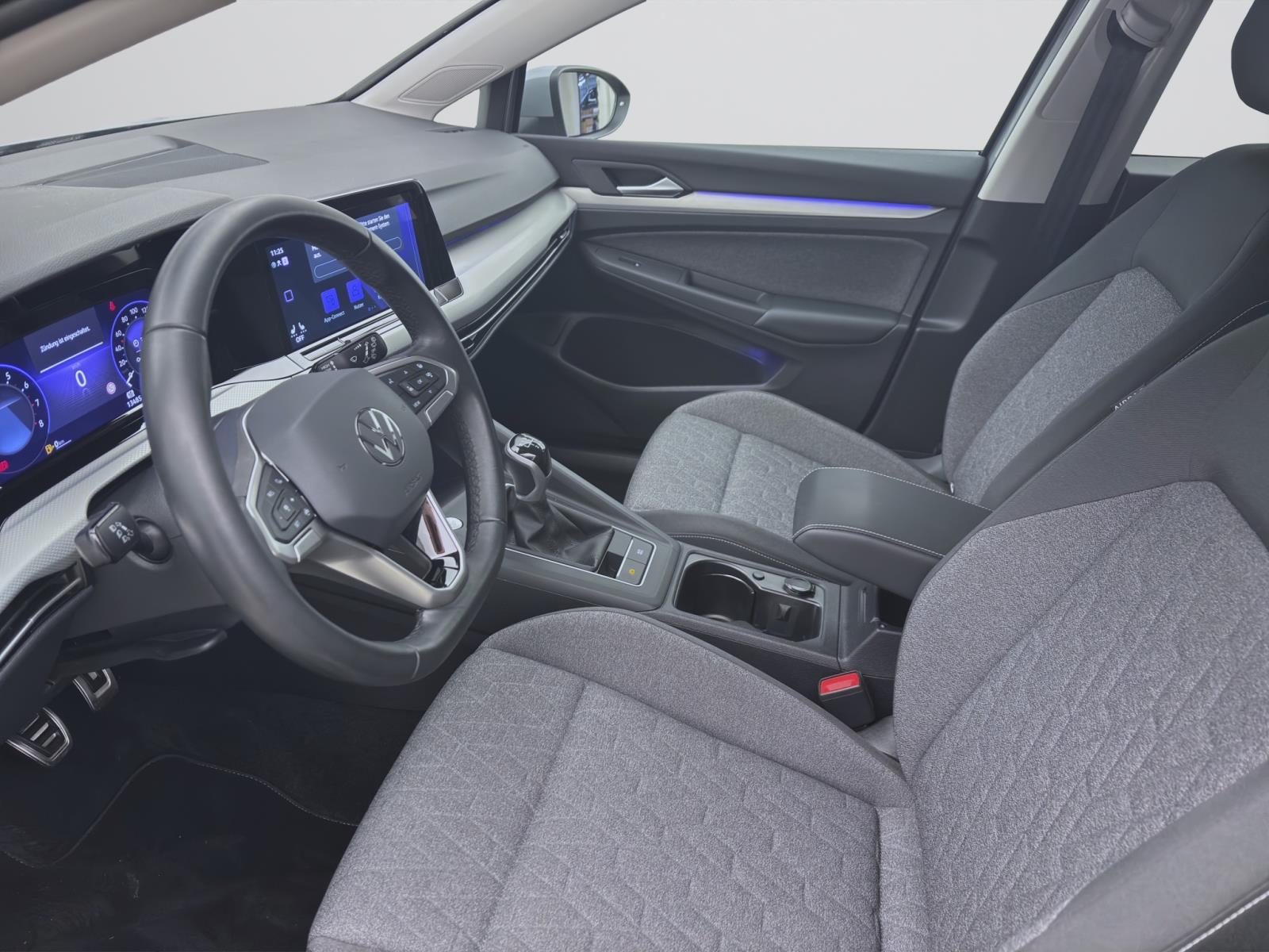 Volkswagen Golf Variant 1.0 TSI MOVE PDC LED NAVI ACC STDHZG