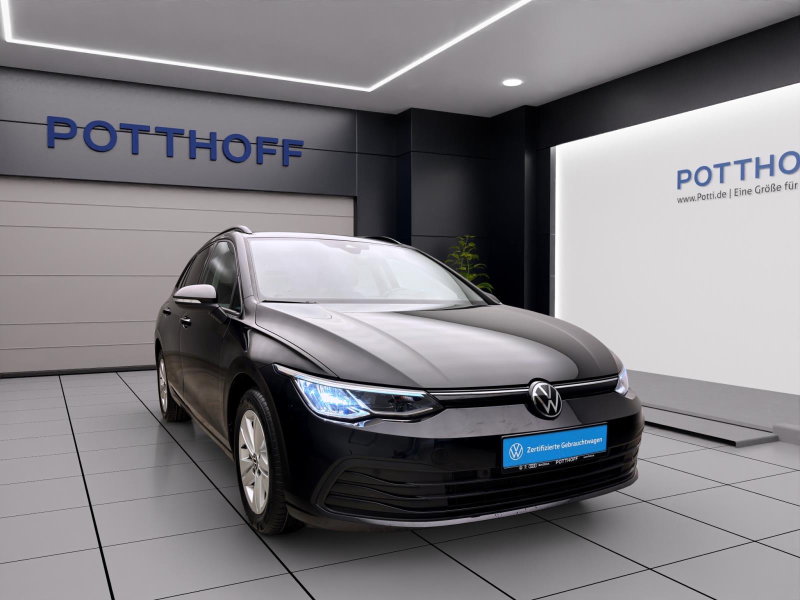 Volkswagen Golf Variant 1.0 TSI LIFE LED NAVI PDC ACC