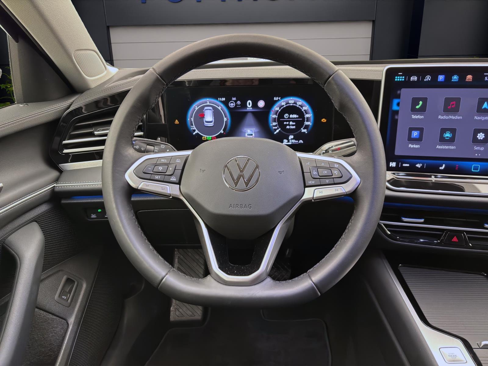 Volkswagen Passat Variant 2.0 TDI DSG ELEGANCE MATRIX D.COCKPIT SITZHZ LM17