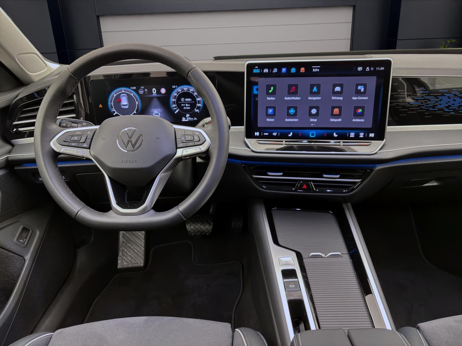 Volkswagen Passat Variant 2.0 TDI DSG ELEGANCE MATRIX D.COCKPIT SITZHZ LM17