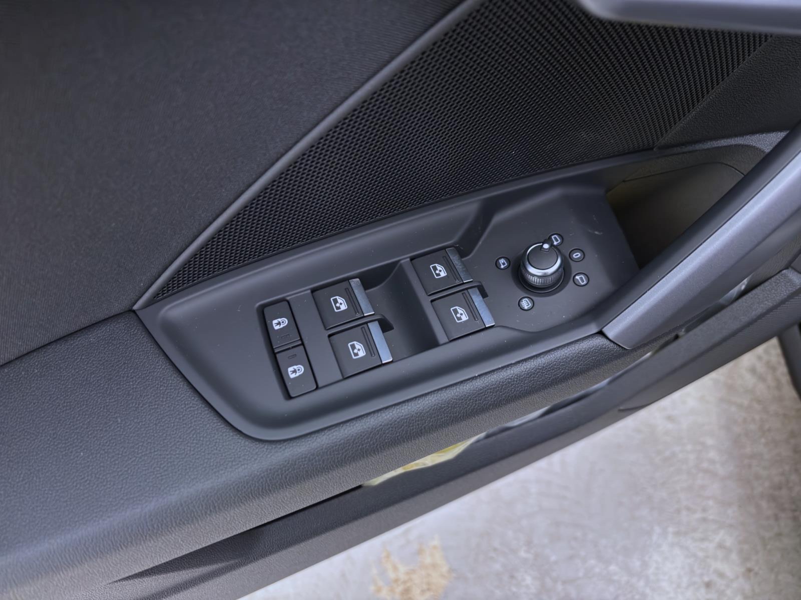 Audi A3 Limousine 30 TFSI S LINE AHK NAVI+ KAMERA LED
