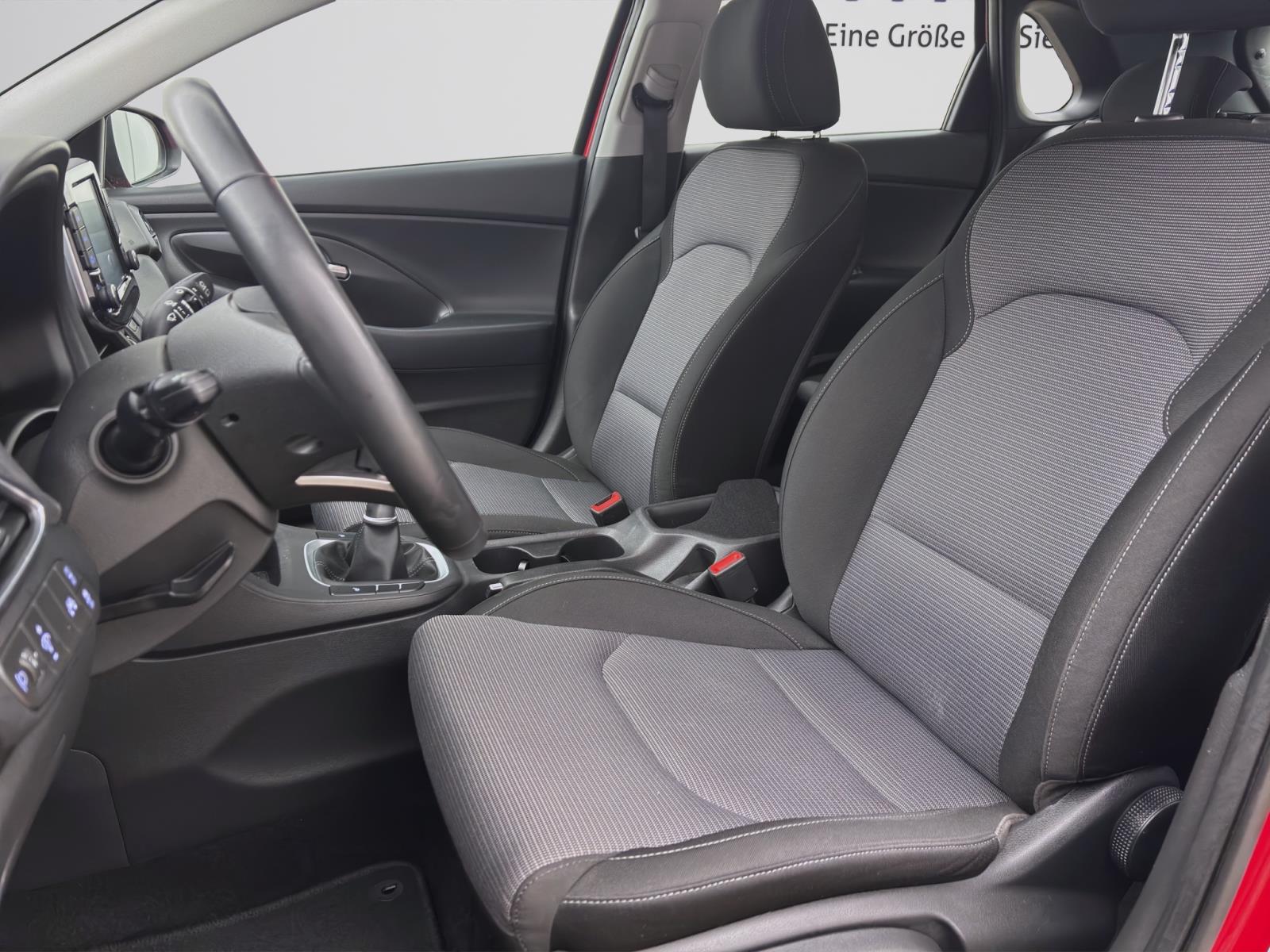 Hyundai i30 1.0 T-GDI SELECT KAMERA SITZHZG CLIMATIC