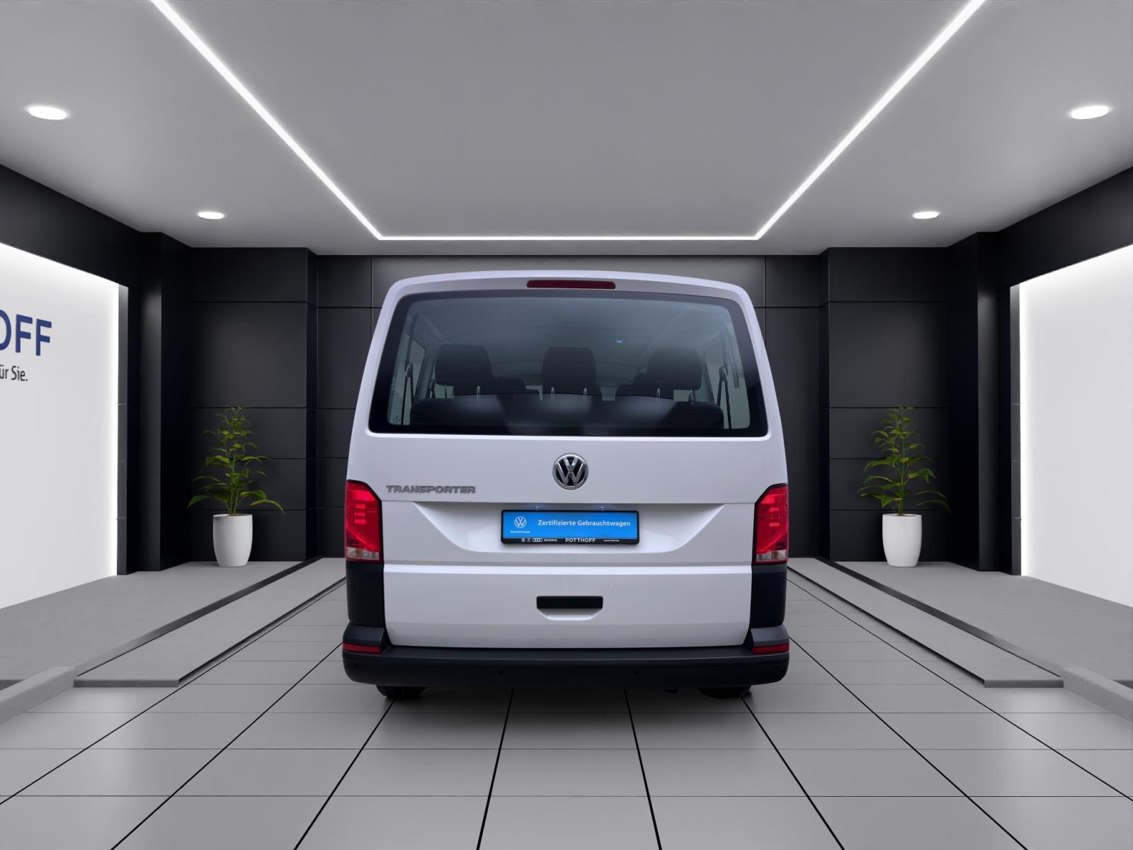 Volkswagen T6.1 Transporter Kombi 2.0 TDI 9-SITZER KLIMA NAVI PDC
