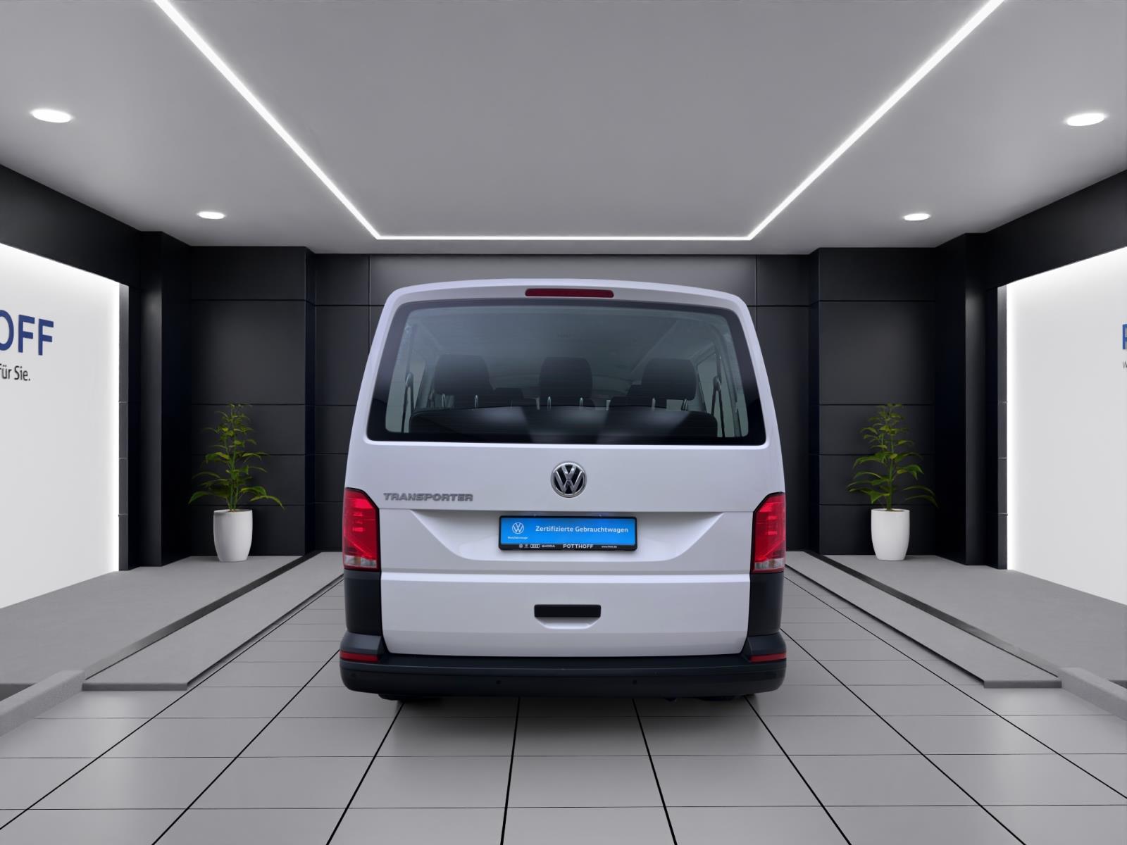 Volkswagen T6.1 Transporter Kombi 2.0 TDI 9-SITZER NAVI KLIMA PDC