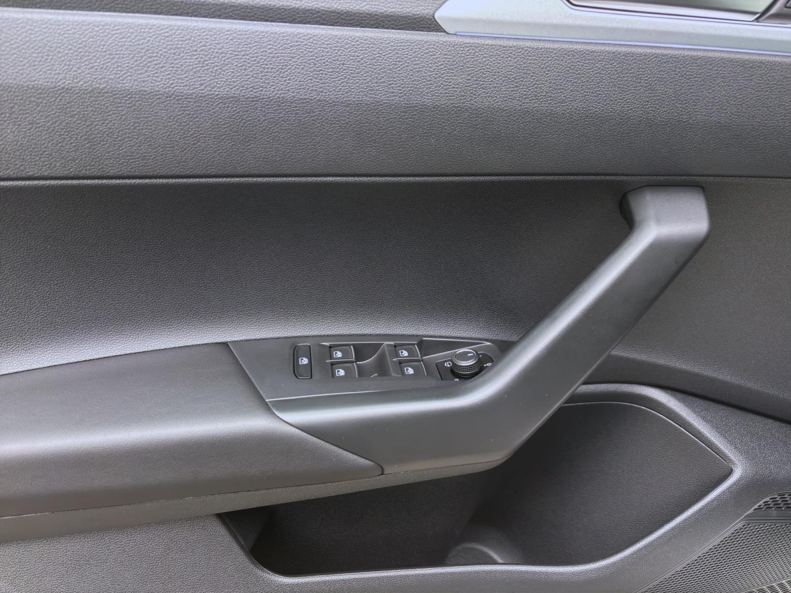 Bild 9: Volkswagen Taigo 1.0 TSI GOAL NAVI PDC ACC SITZHZG KLIMA