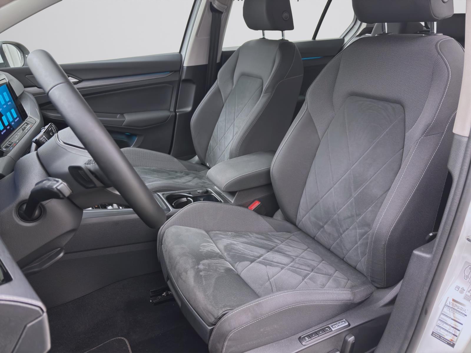 Volkswagen Golf 1.4 eHybrid STYLE NAVI ACC KLIMA LED