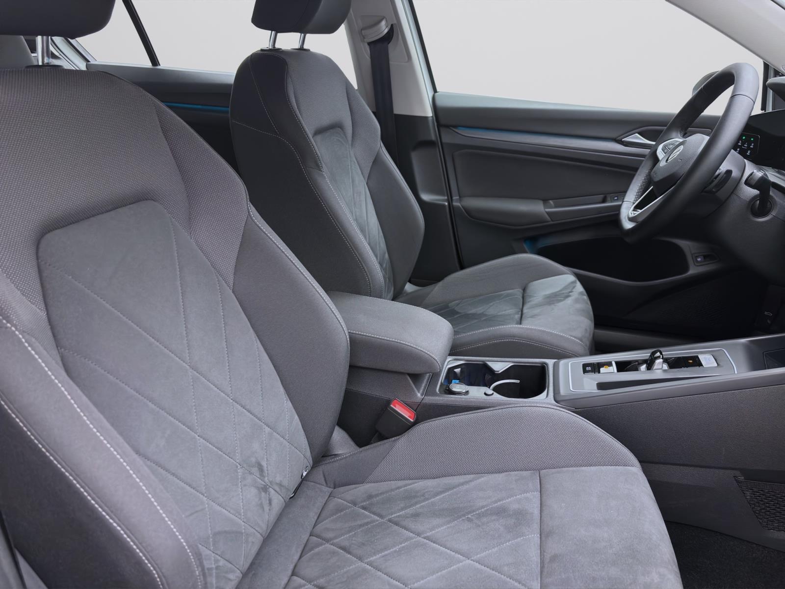 Volkswagen Golf 1.4 eHybrid STYLE NAVI ACC KLIMA LED